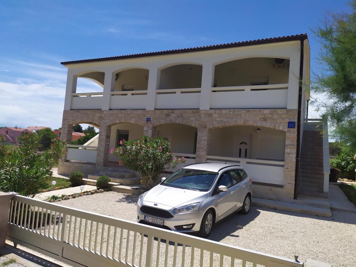 Apartmani Vjeko Vir Extérieur photo