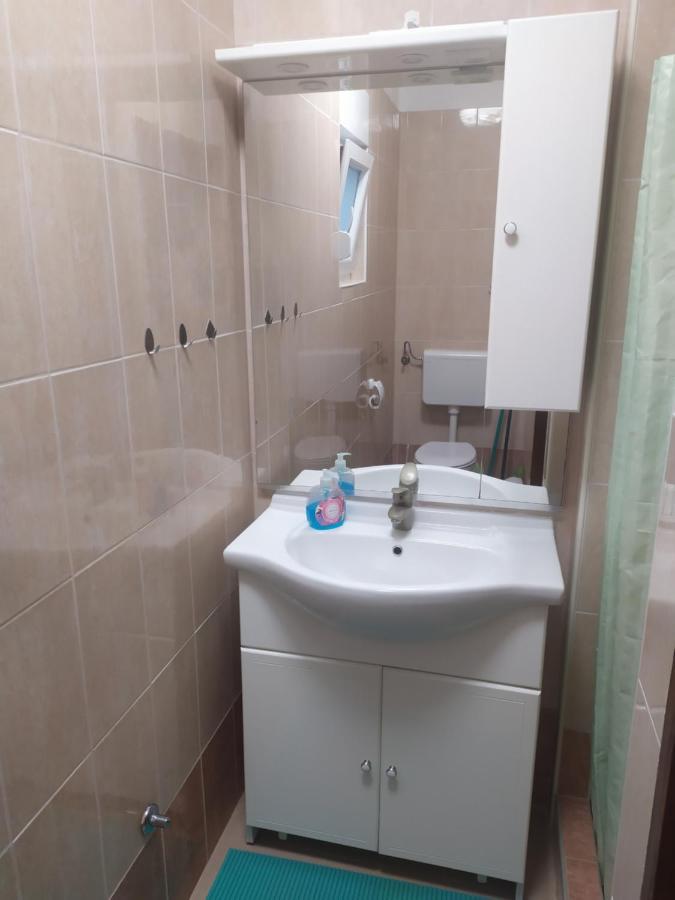 Apartmani Vjeko Vir Extérieur photo