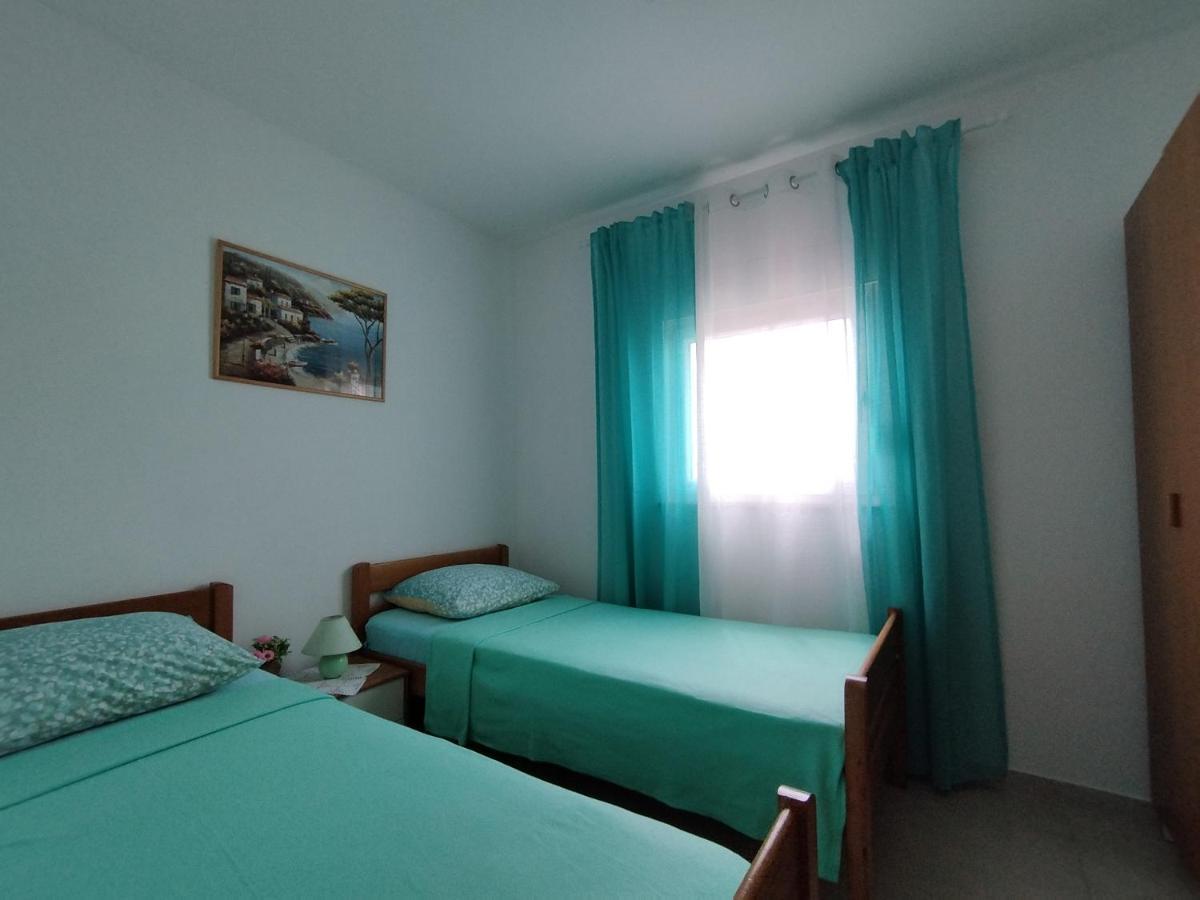 Apartmani Vjeko Vir Extérieur photo