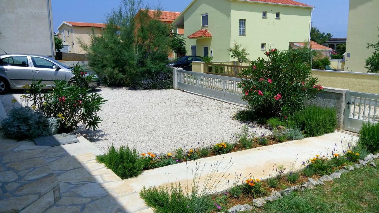 Apartmani Vjeko Vir Extérieur photo